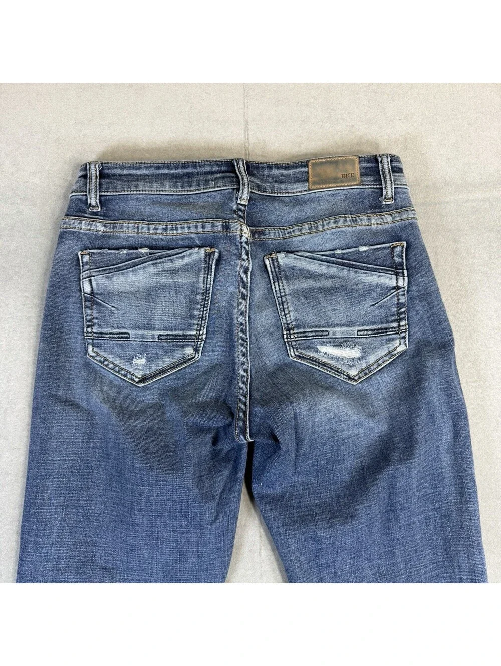 BKE Payton Universal Fit Bootcut Jeans Womens 27x31.5 Blue Medium Wash Mid Rise - Picture 4 of 8